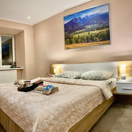 Francis Apartment